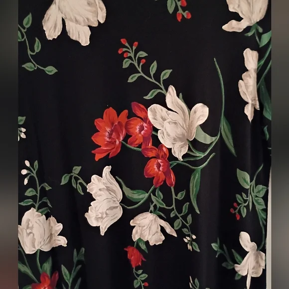Old Navy Black Floral Dress - Picture 3 of 5